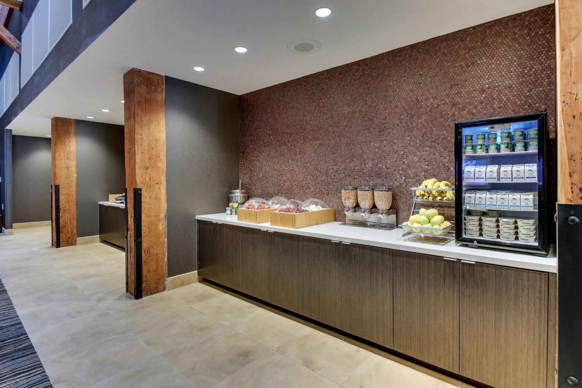 Springhill Suites By Marriott Montgomery Downtown Экстерьер фото