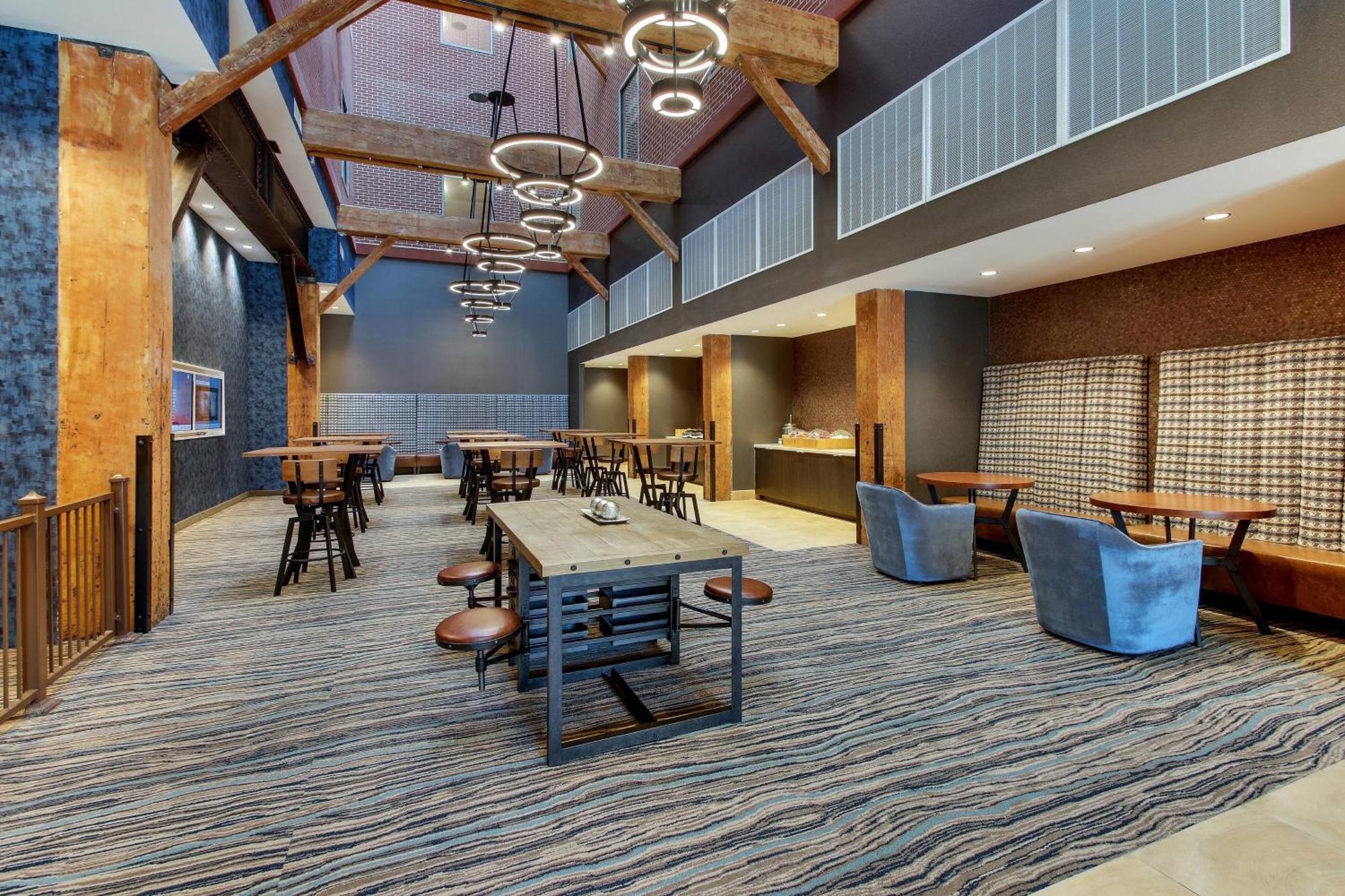 Springhill Suites By Marriott Montgomery Downtown Экстерьер фото