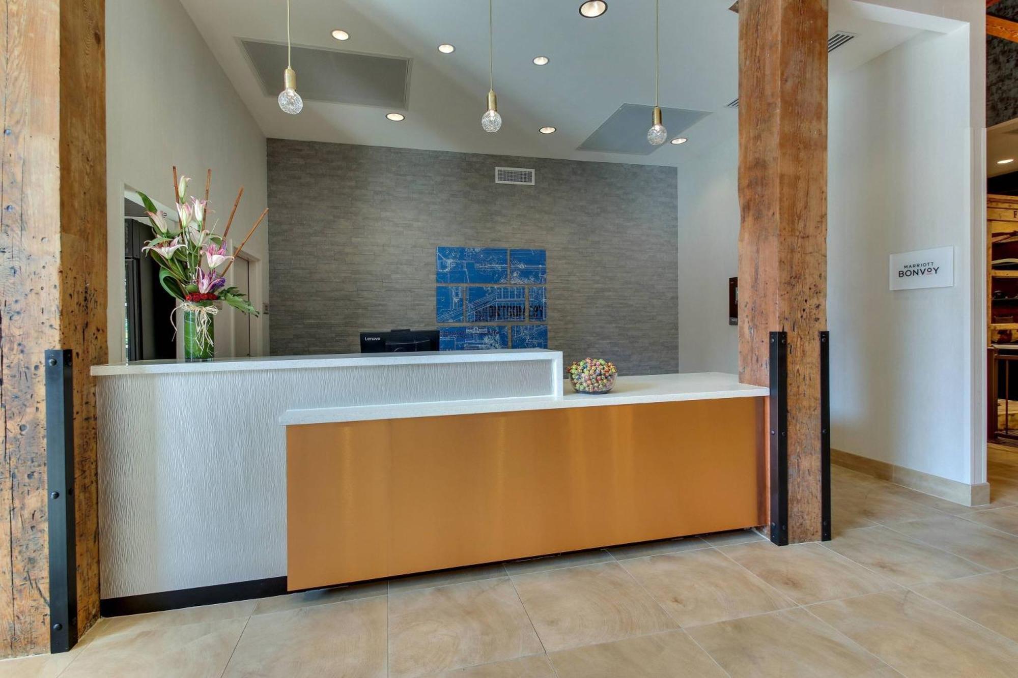 Springhill Suites By Marriott Montgomery Downtown Экстерьер фото